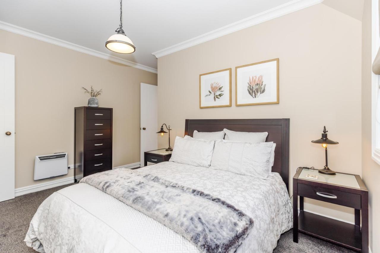 Sweet Magnolia 1 Or 2 Bedroom Suite St Kilda Cambridge With Complimentary Continental Breakfast Buitenkant foto